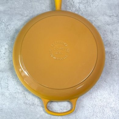 Сковорідка Le Creuset Signature 28 см з дерев'яною ручкою фото