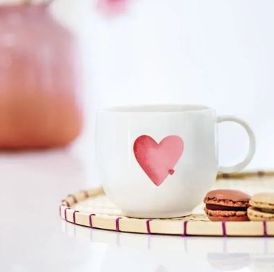 Набір із 2 чашок Villeroy & Boch With Love 290 мл та тарілки десертної Le Creuset Heart 23 см фото