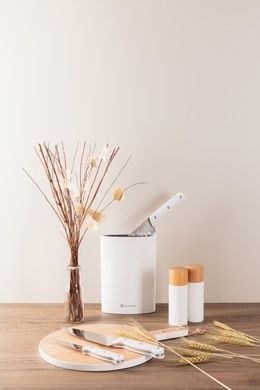 Дошка для нарізання Bergner Naturally 38х28 см фото
