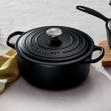 Набор посуды Le Creuset с очистителем фото