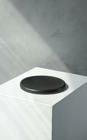 Тарілка десертна Dovbysh Porcelain Win 21 см чорна фото