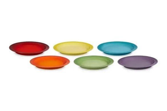 Набір із 6 обідніх тарілок 27 см та 2 млинків для солі й перцю Le Creuset 12,1 см фото