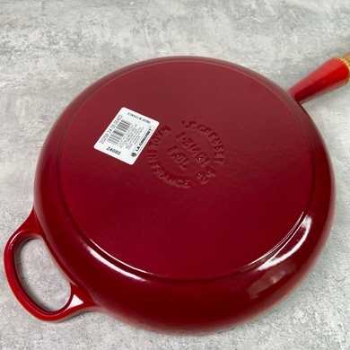 Сковорідка Le Creuset Signature чавунна з дерев'яною ручкою фото