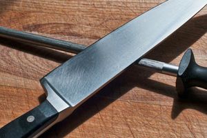 Види кухонних ножів та догляд за ними