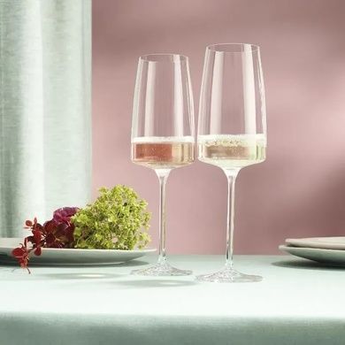 Набор из 2 бокалов Schott Zwiesel 388 мл и тарелки десертной Le Creuset Heart 23 см фото